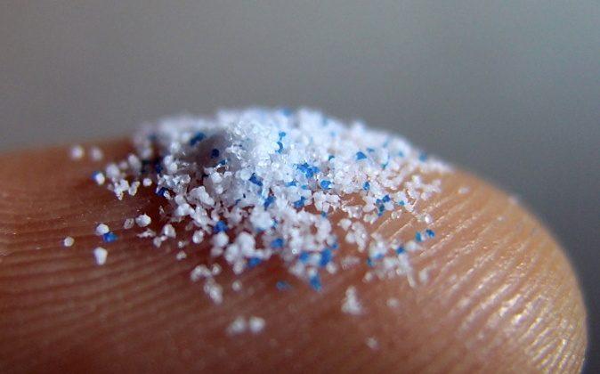 Microplastics Detected in Human Breast Milk, Raising Concerns Over Health Impact on Babies