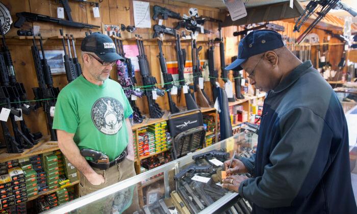Gun Rights Groups Asks Supreme Court to End Illinois Gun, Magazine Ban