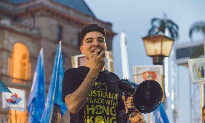Human Rights Activist Drew Pavlou Removed From Australian Parliament by Police