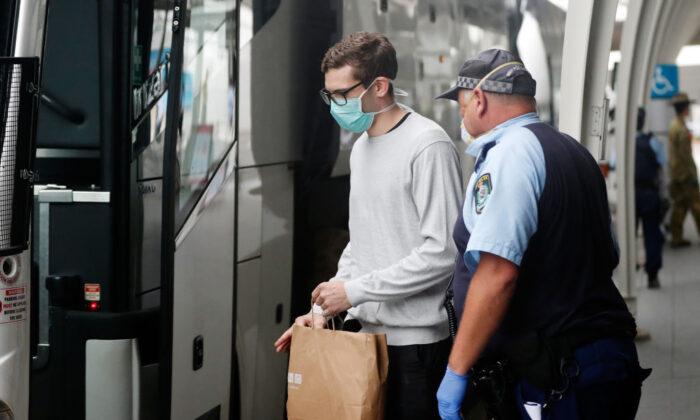 Sydney Bus Strike Over Masks Called Off