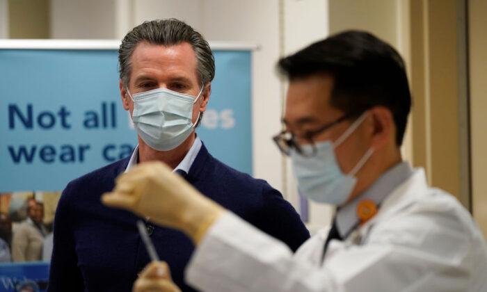 Newsom, Biden Administration Announce COVID-19 Vaccine Site at Cal State LA
