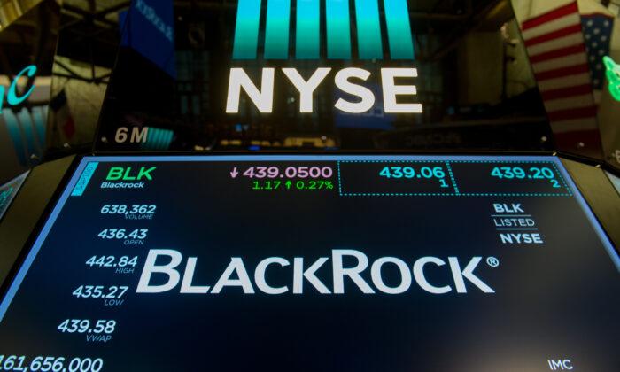 Wall Street Funding Blacklisted Chinese Companies: House Committee Probe