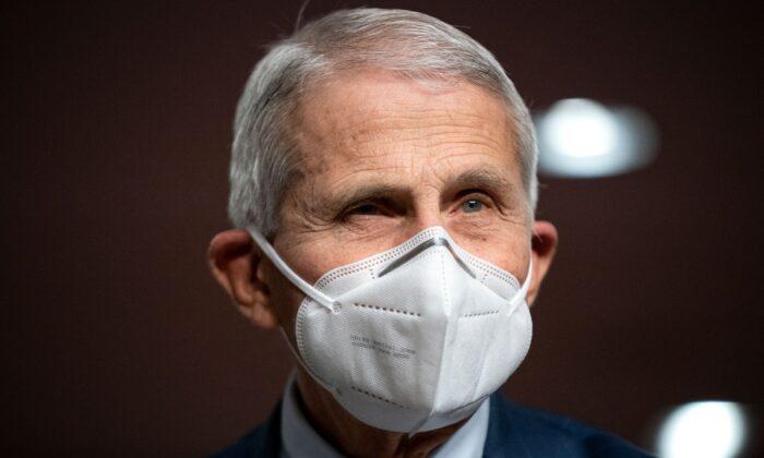 GOP Senator Plans to Introduce FAUCI Act to Make Disclosures Readily Accessible