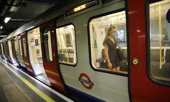 Experiment Shows ‘Very Unhealthy’ Air Quality Levels On London Tube Network