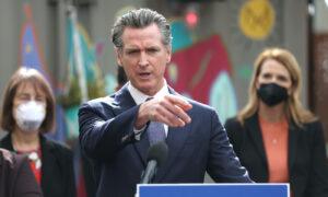 Newsom Signs Legislation Allowing Doctors in California to Face Discipline for 'Misinformation'