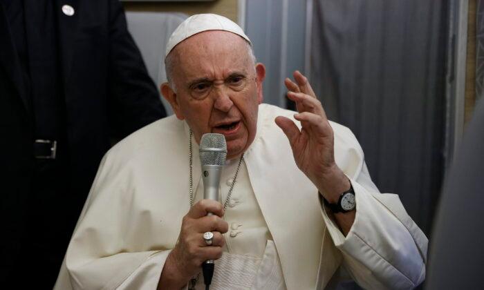 Pope Says He‘ll Slow Down or Retire: ’You Can Change a Pope’
