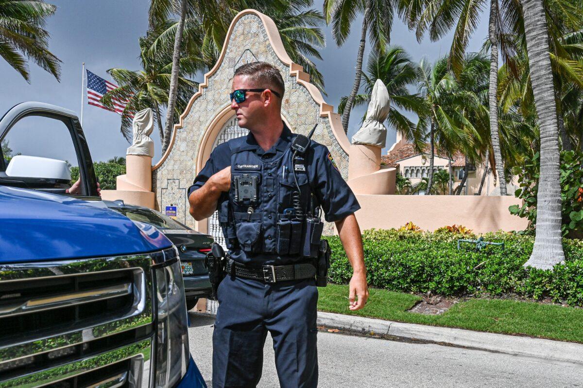 Local law enforcement officers are seen in front of the home of former President Donald Trump at Mar-A-Lago in Palm Beach, Fla., on Aug. 9, 2022. (Giorgio Viera/AFP via Getty Images)