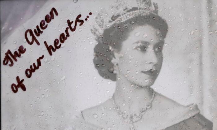 More Leaders Send Tribute as UK Declares Period of National Mourning Following Death of Queen Elizabeth II