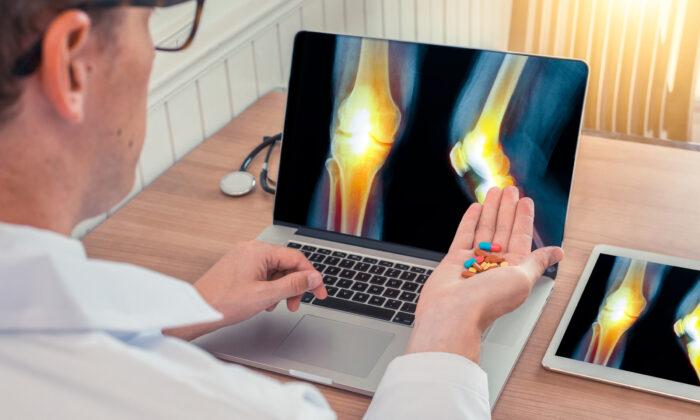 Osteoarthritis Patients May “Fall in Love” With This Ancient Therapy