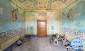 'The Imaginary Museum': Rare Photos of Mural Paintings Found in Derelict, Forgotten Buildings