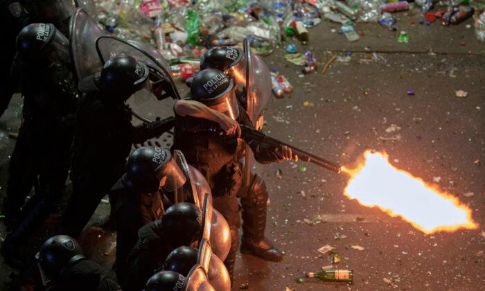 World Cup Celebrations in Buenos Aires Cut Short as Fans Clash With Riot Police