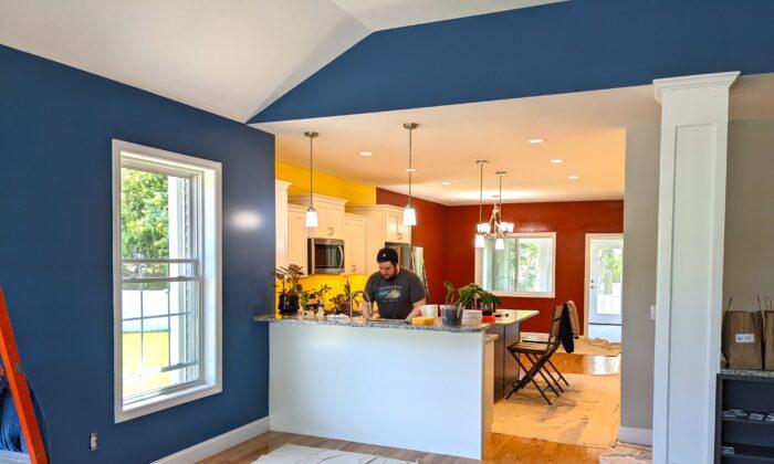 The Pros and Cons of Bold Colors