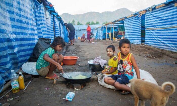 UN Reports ‘Massive’ Humanitarian Crisis in Burma, Military’s Restriction to Aid Access