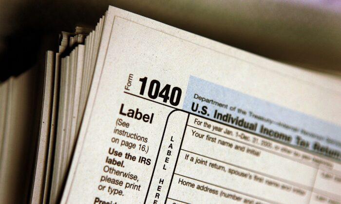 IRS Extends Deadline for Californians to File Taxes
