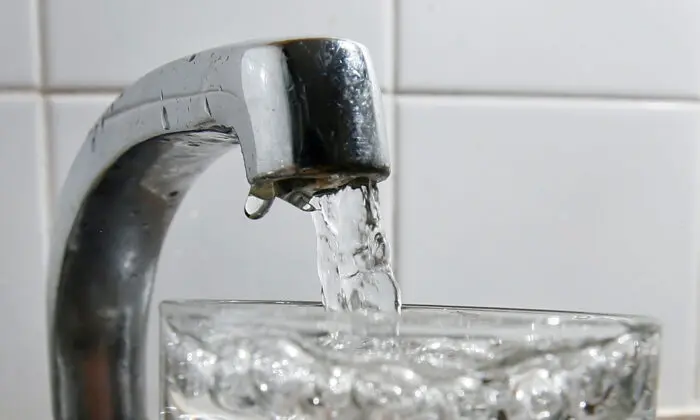 CDC Warns Against Nasal Rinsing With Tap Water, Cites Deadly Amoeba Infections