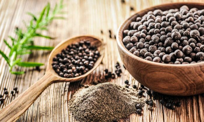 Black Pepper, the ‘King of Spices’—5 Health Benefits You Should Know