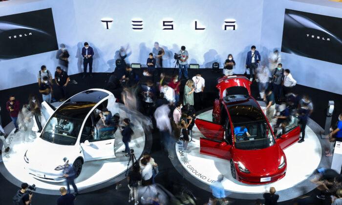 Tesla Cuts US Prices for 6th Time This Year