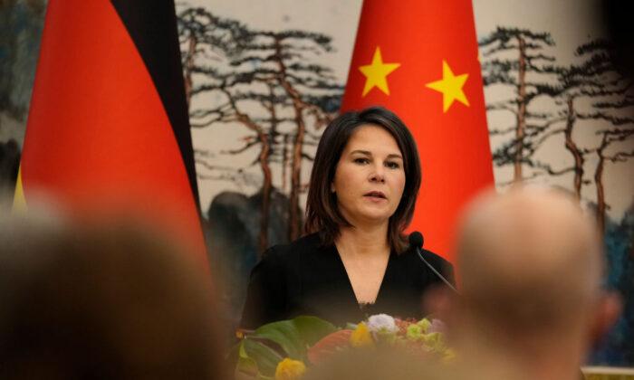 ANALYSIS: German Foreign Minister Steps on Beijing's Red Lines During China Visit