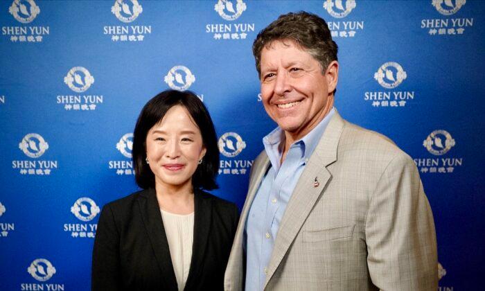 Paul Baumbach, Delaware State Representative (R), with Shen Yun conductor Ying Chen at the Miller Theatre, in Philadelphia, on the evening of April 13, 2023. (NTD)