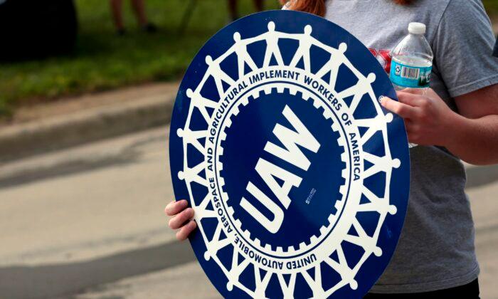 UAW’s Real Enemy Is Forced EV Conversion