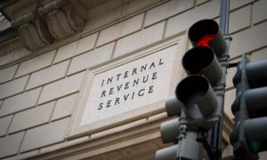 Senators Accuse IRS of Harassing Conservative Watchdog With Politically Driven Audit