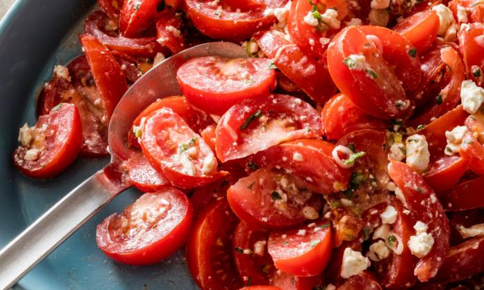 Make The Most of Ripe, Juicy Tomatoes in This Delicious Dish