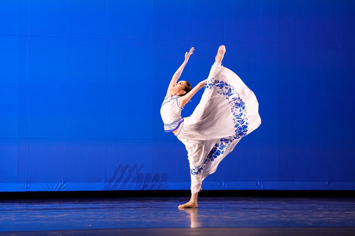 Anna Huang in the preliminary round of the NTD International Classical Chinese Dance Competition in Purchase, New York, on Sept. 8, 2023. (Larry Dye)