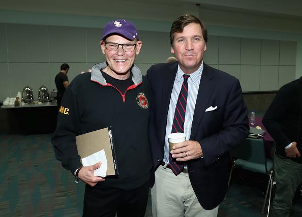  James Carville (L) and Tucker Carlson attend Politicon 2018 at the Los Angeles Convention Center on Oct. 21, 2018. (Rich Polk/Getty Images for Politicon )