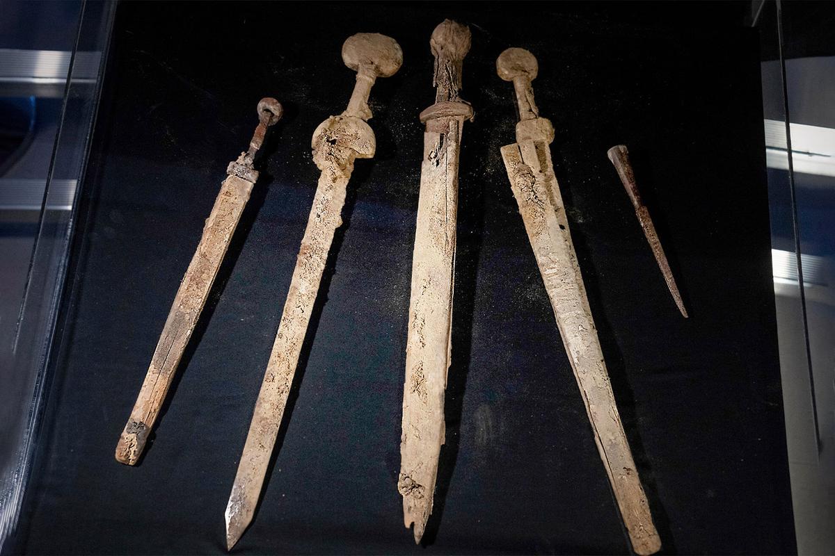 Archaeologists Find 4 Exquisitely Preserved Roman Swords Used by Jewish Rebels: 'Each Can Tell an Entire Story'