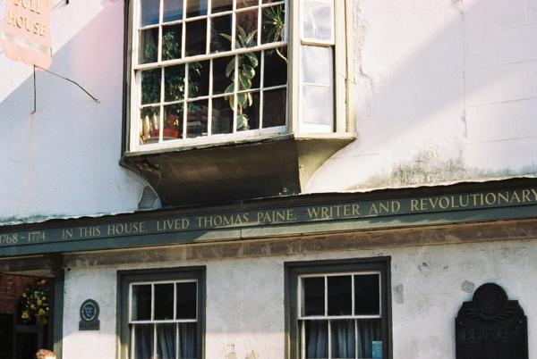  Thomas Paine's house in Lewes, Sussex, England. (Kto288/CC BY-SA 2.5)