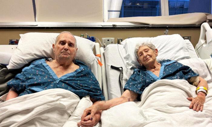 ‘She Won’t Let Go': Elderly Couple Hold Hands for the Last Time While Being Hospitalized Together