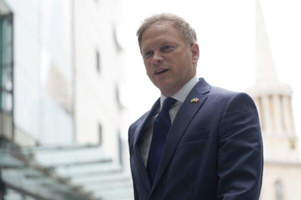 Shapps: 'Absolutely Right' to Reconsider HS2