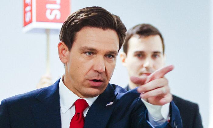 DeSantis Calls Out Republican Party, Vows to 'Fight the Fight' as President