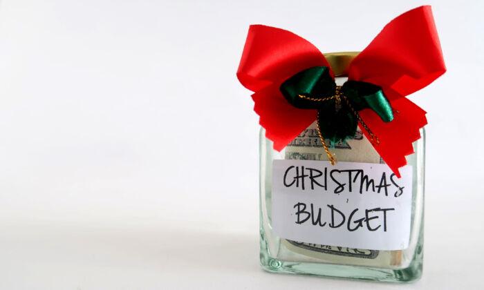 3 Ways to Earn Extra Cash for Christmas