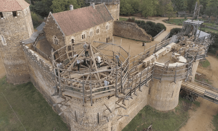 Guédelon: New Findings During the Build