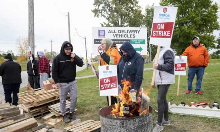 Unifor Ends Strike Less Than 24 Hours in After Reaching Tentative Deal With GM