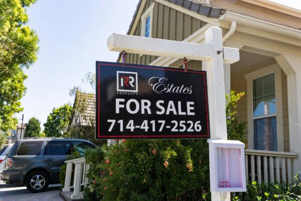  Homes await buyers in Irvine, Calif., on Sept. 21, 2020. (John Fredricks/The Epoch Times)