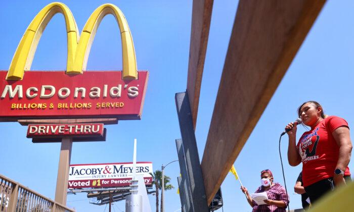 Critics of California Fast-Food Minimum Wage Law Suggest Employees Will Pay the Price