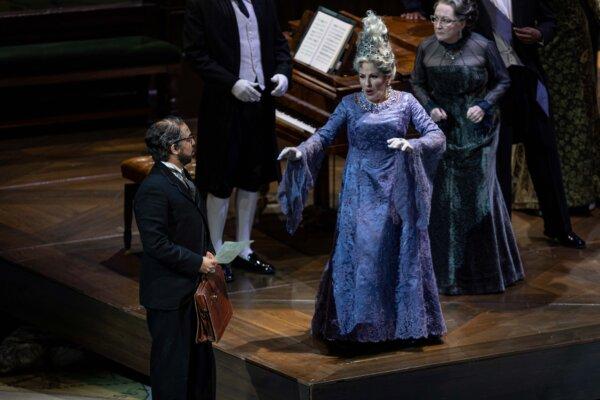 The Notary (Loreano Quant) and the Countess of Crakentorp (Joy Hermalyn), in Donizetti’s “The Daughter of the Regiment.” (Courtesy of Lyric Opera of Chicago)