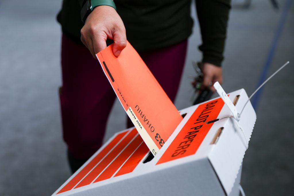 NZ Electoral Commission Reports Errors at 15 Voting Places