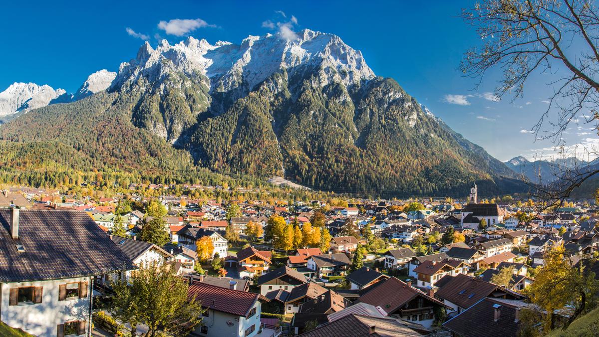  The Alps surrounding Mittenwald, Germany, in autumn. (Courtesy of <a href="https://www.alpenwelt-karwendel.de/en/mittenwald-bavaria">Alpenwelt Karwendel</a>)