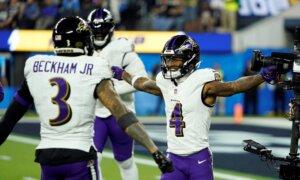 Zay Flowers Catches and Runs for TDs, Ravens Force 4 Turnovers in 20–10 Win Over Chargers