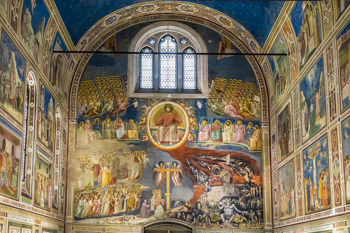Inside the Scrovegni Chapel with the "Last Judgment" fresco by Giotto. (Kiev.Victor/Shutterstock)