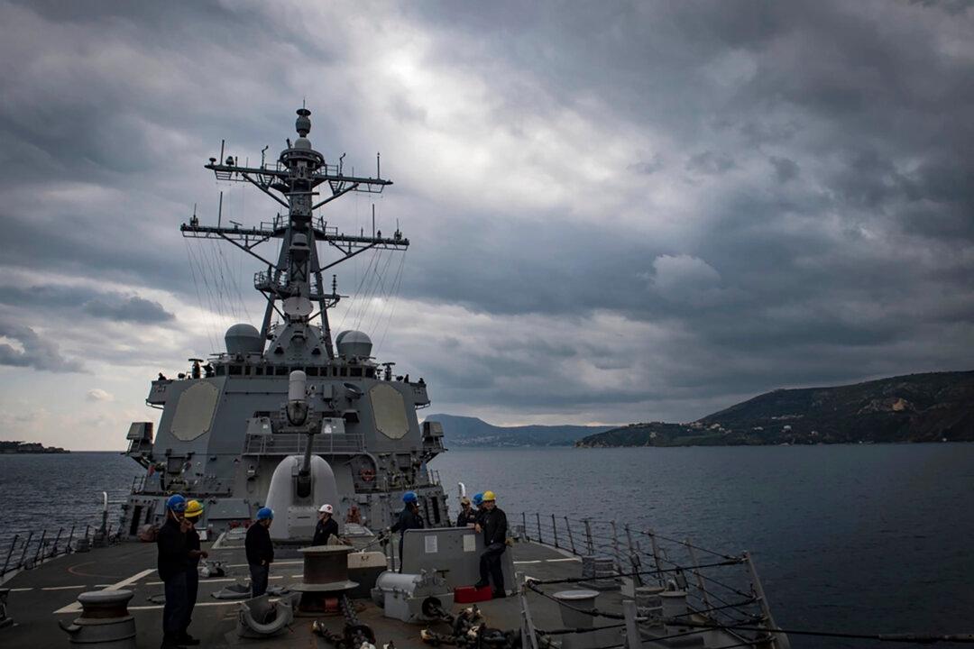 Pentagon Says US Warship, Commercial Ships Attacked in Red Sea; Houthis Claim to Attack 2 Ships