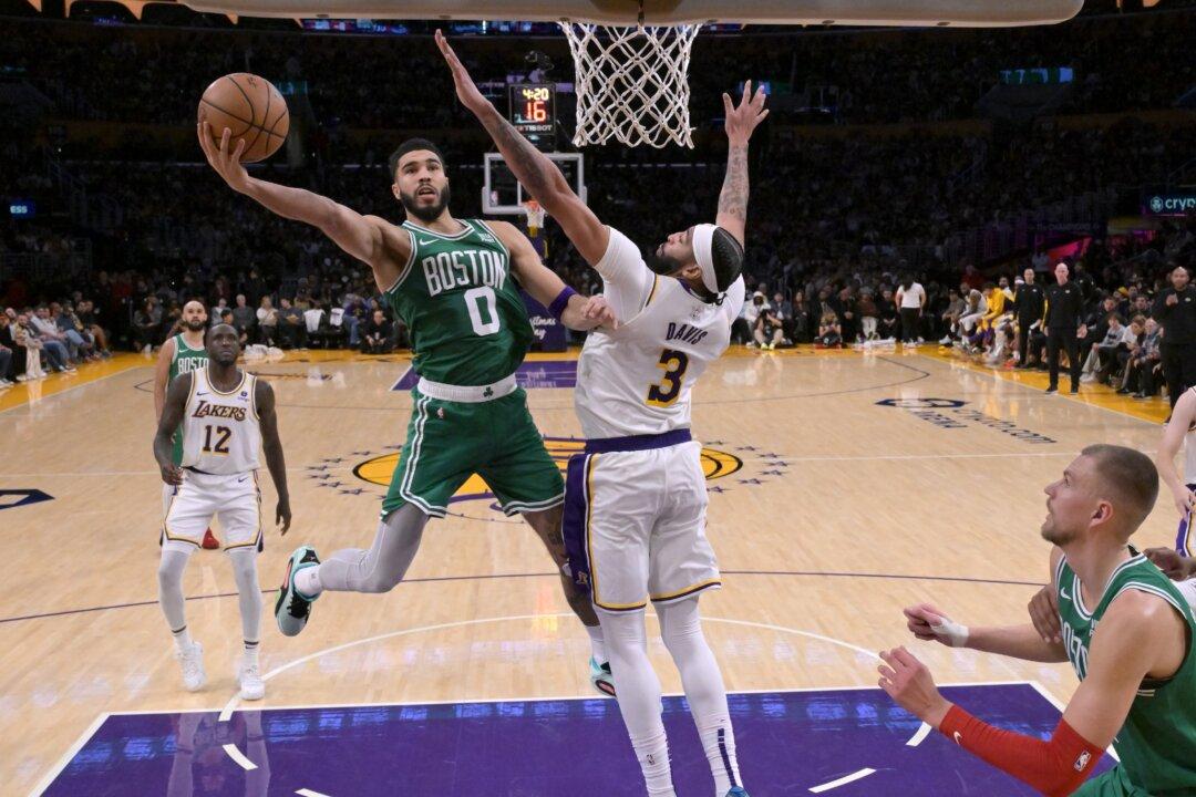Porzingis, Celtics Start Strong in 126–115 Christmas Day Win Over Davis, Lakers