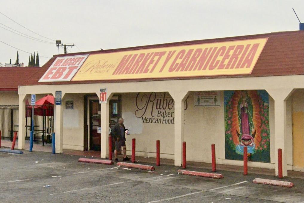 Large Crowd Ransacks Compton Bakery After Street Takeover: Officials