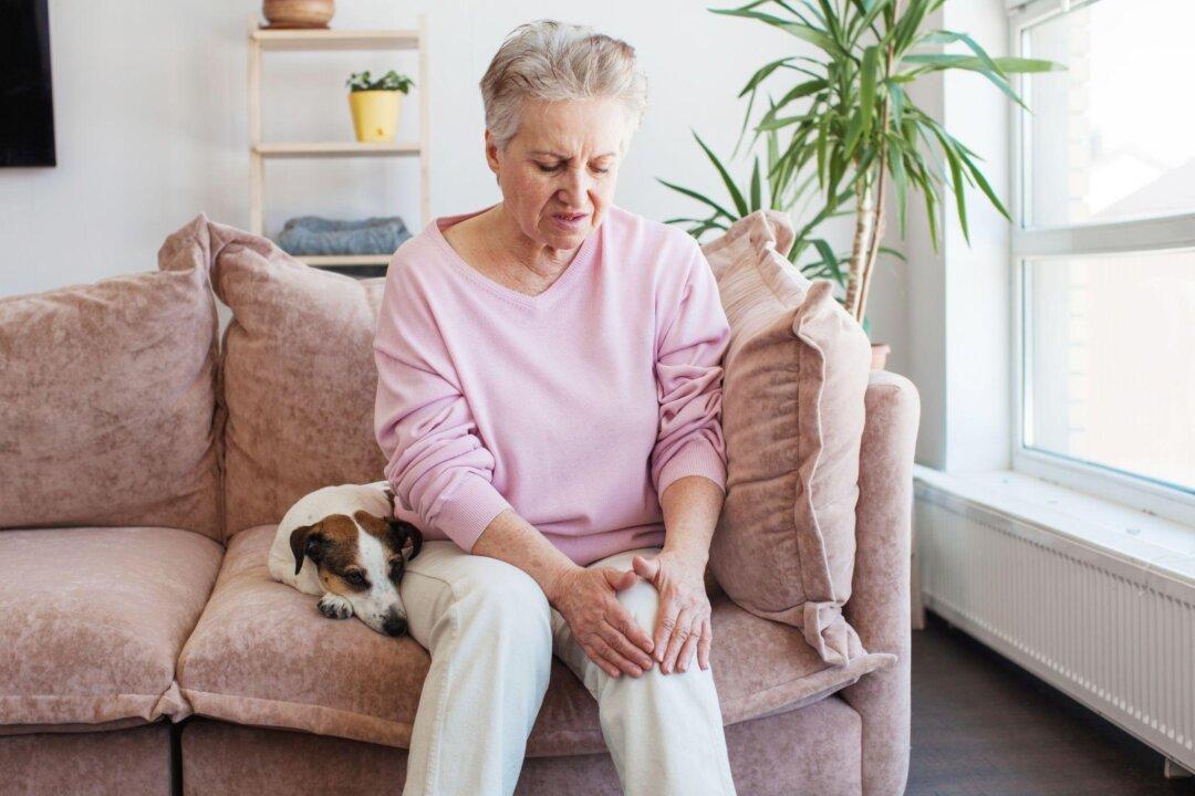5 Home Exercises to Improve Knee Osteoarthritis
