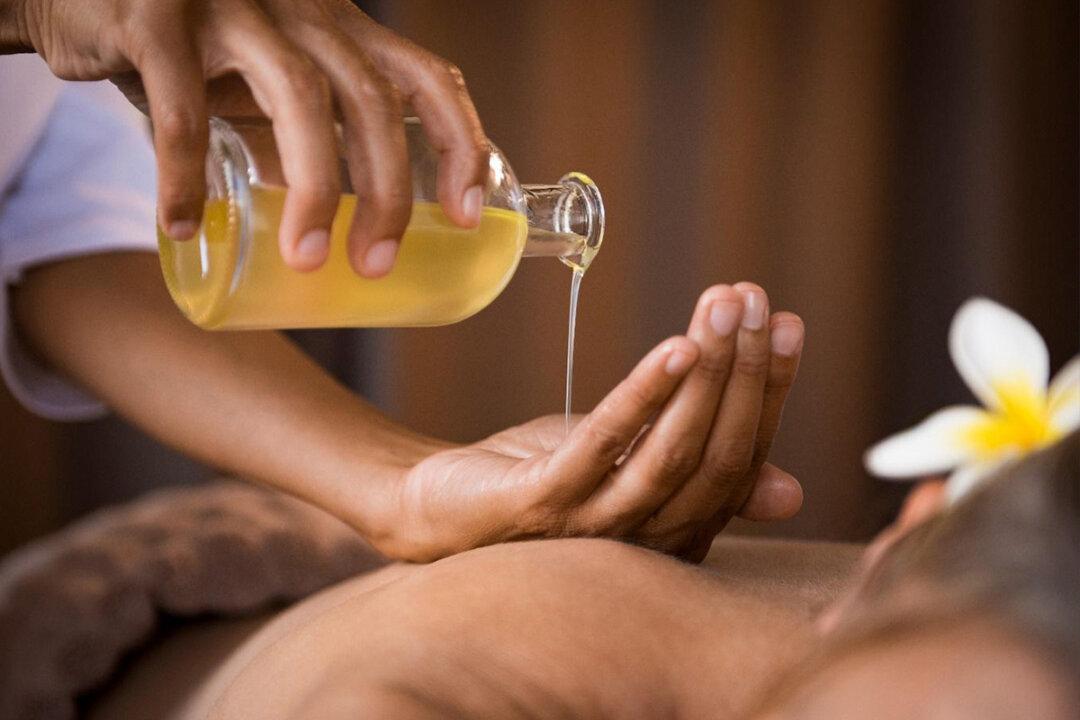 4 Awesome Massage Oils for Post-Exercise Relief