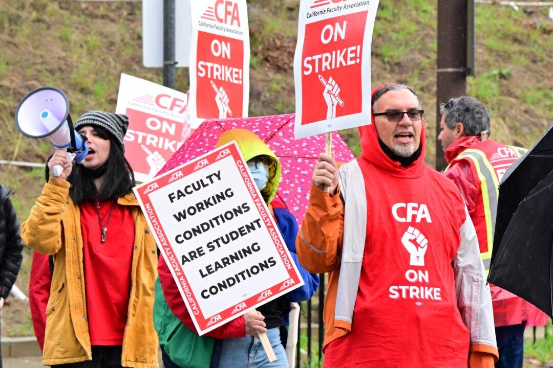 Tentative Agreement Ends Faculty Strike Against CSU After One Day