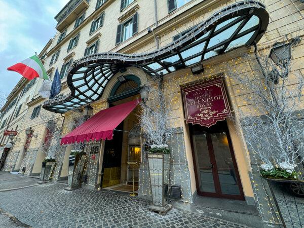 Entrance to Hotel Splendide Royal Roma. (Alan Behr/TNS)